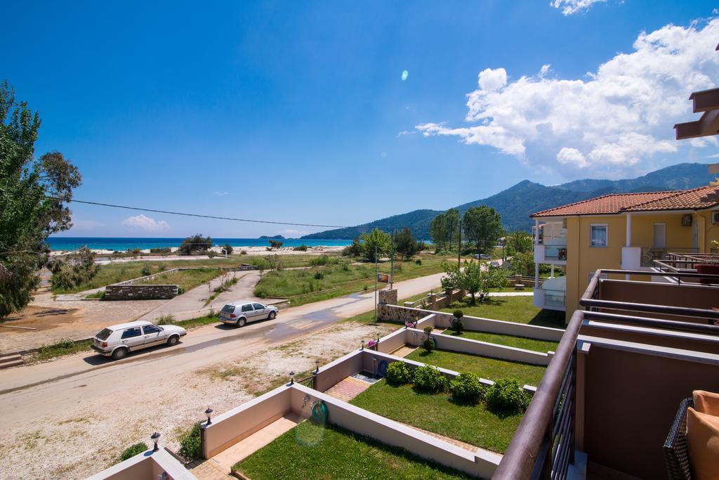 Meltemi Villa Chrysi Ammoudia Exterior photo
